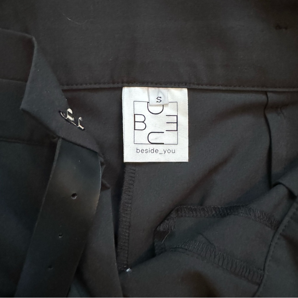 Source Unknown Black Trousers Size Small - image 2